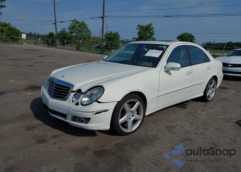 2009 Mercedes-Benz E 350 из США, поврежденный, VIN WDBUF56X99B421152